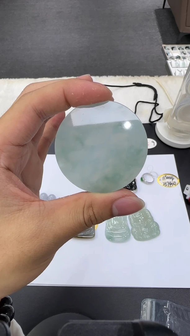 颈饰未镶嵌翡翠智**辰天然翡翠A货孤品一件