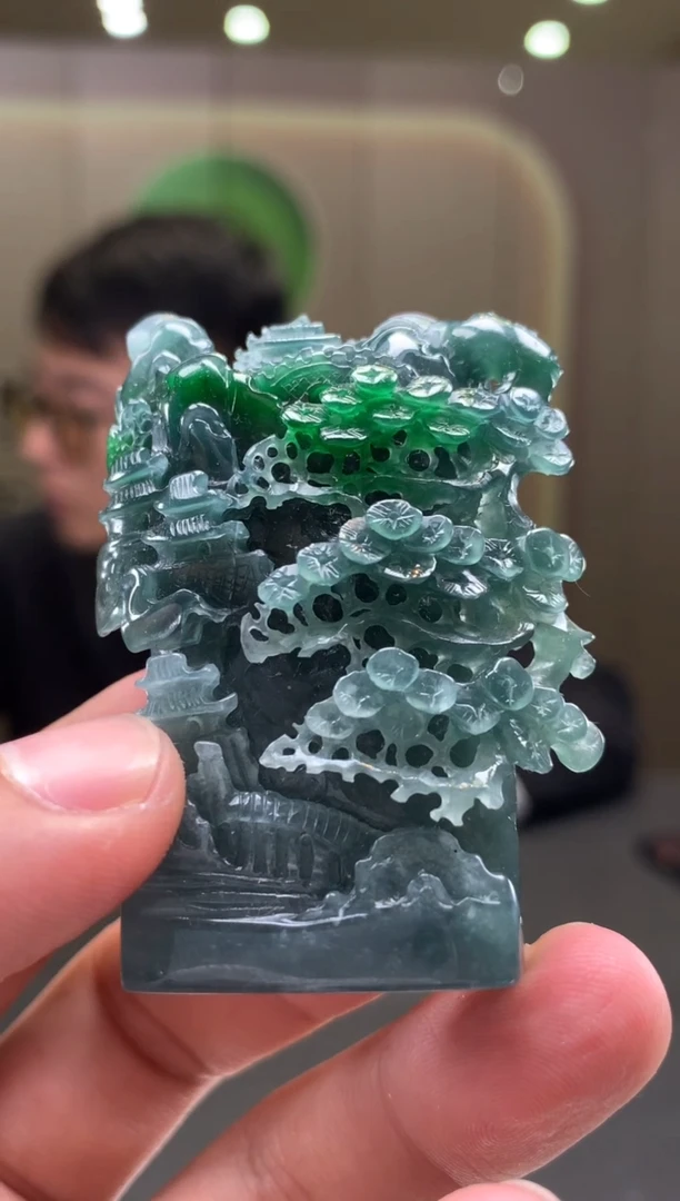 未镶嵌定制翡翠********266（配底座）