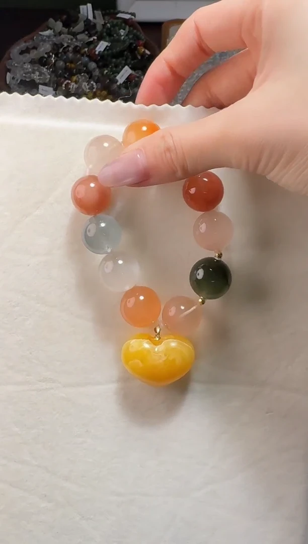 【闪购商品】水晶手串未镶嵌兔毛蜜蜡手串