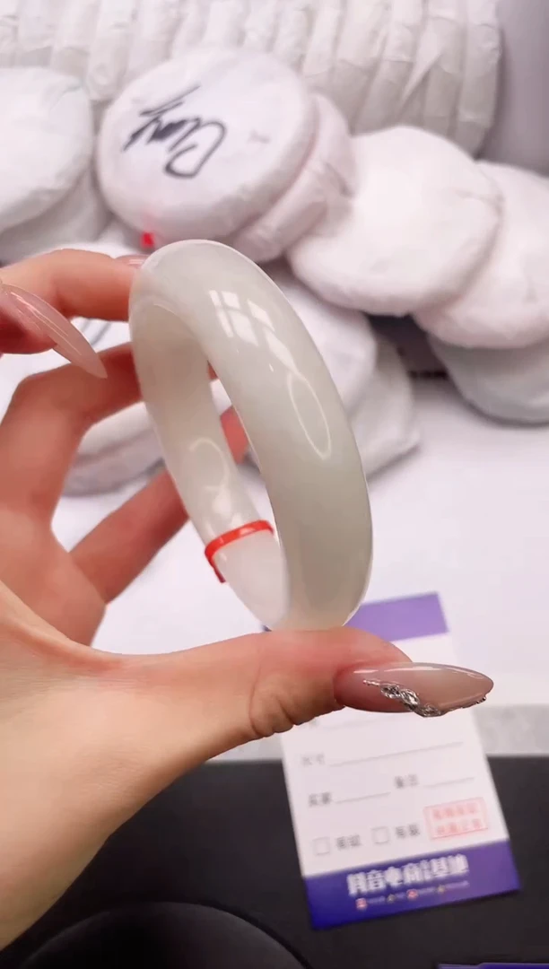 【闪购商品】和田玉手镯未镶嵌22L326-54