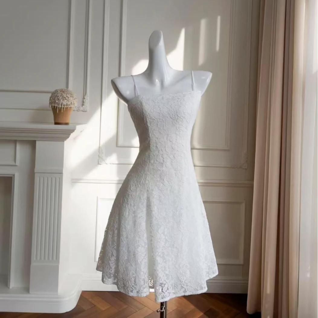 十桔里女装⑧.⑨⑨样衣尾货叫到名字下单蕾丝显瘦气质白色