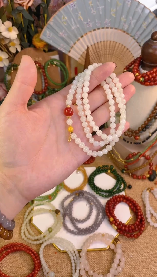 【闪购商品】和田玉三圈18K金镶嵌白玉