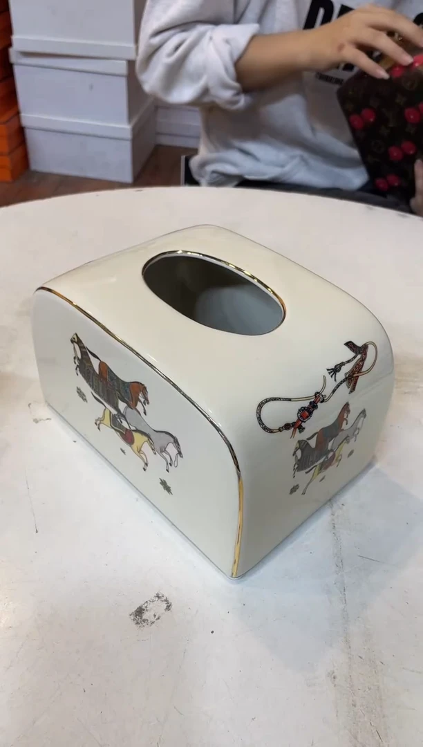 杯鸿辉家品牌瓷器，京东包邮！