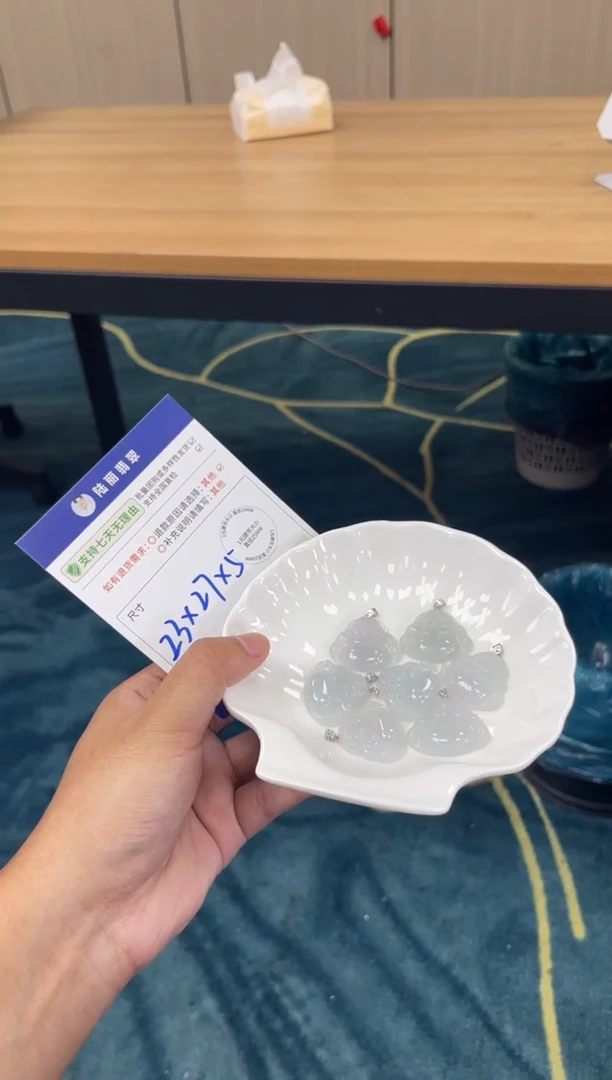 18K金镶嵌挂件翡翠佛公多样性发其一CP配绳13