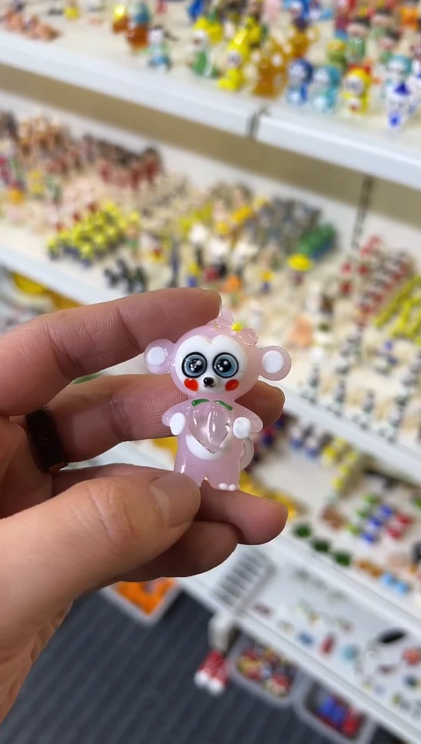 手工艺品琉璃粉玉猴子