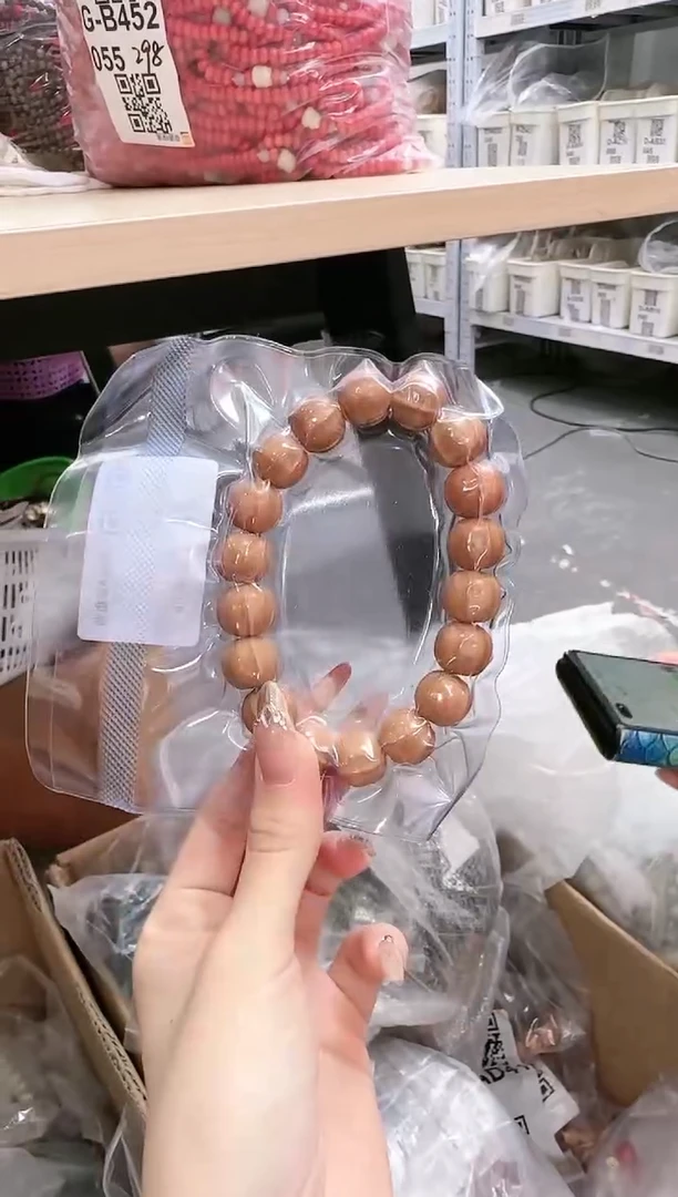 猴头核桃吊坠L-136305