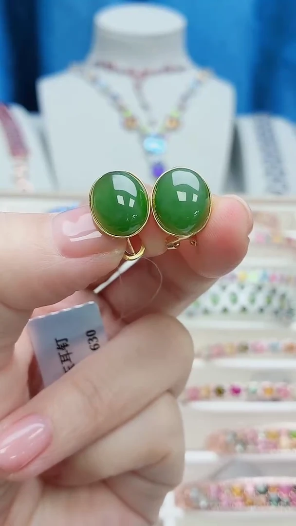 银S925镶嵌和田玉耳饰179ZB1107产品一个