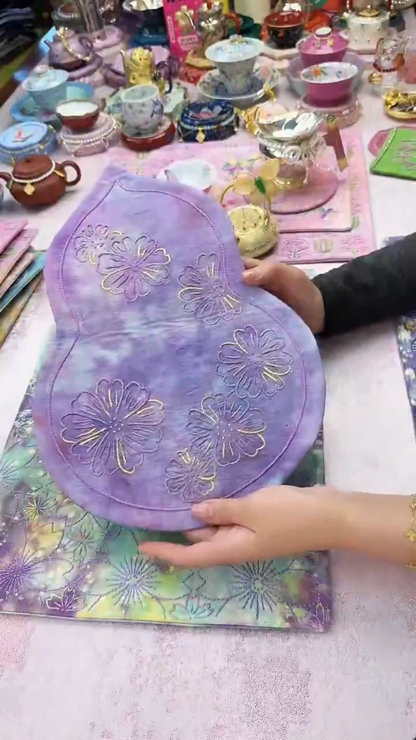 63孤品 芙蓉花刺子绣茶席