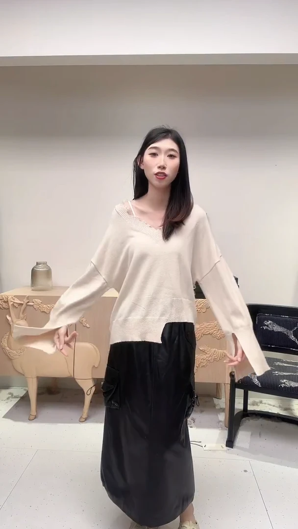赫本风纯色不规则羊毛上衣