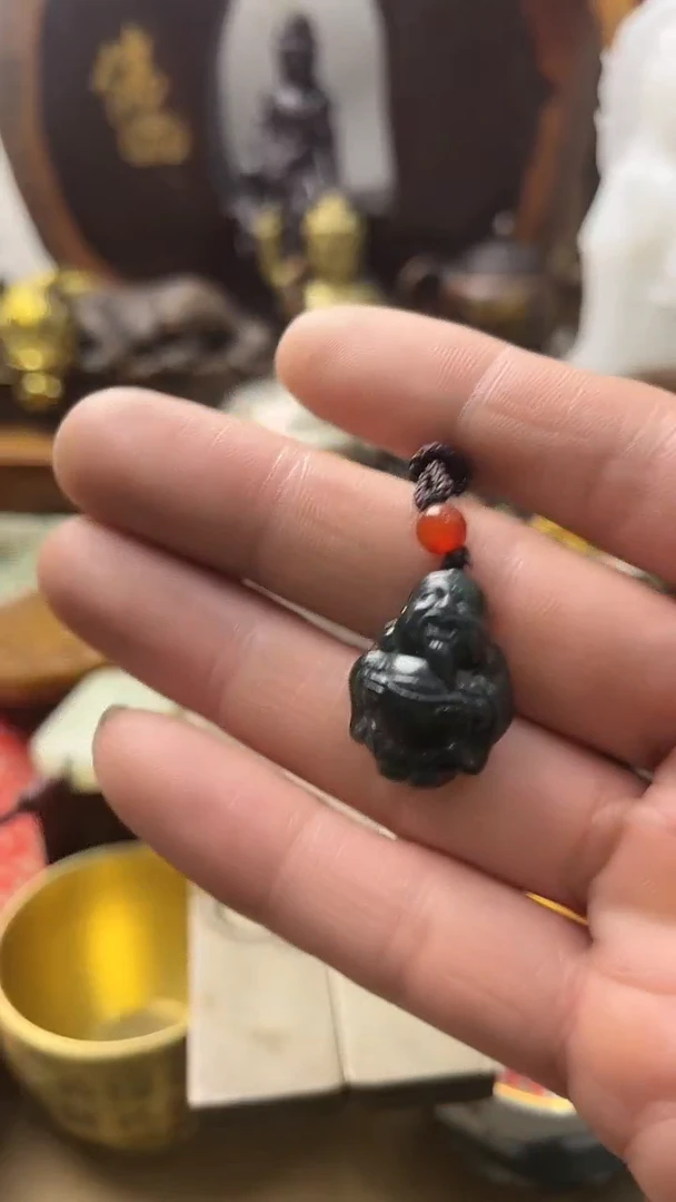 颈饰未镶嵌和田玉（青玉）--------主播推荐------------