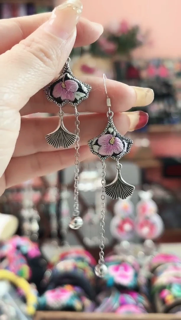 艺枝独绣手工饰品330