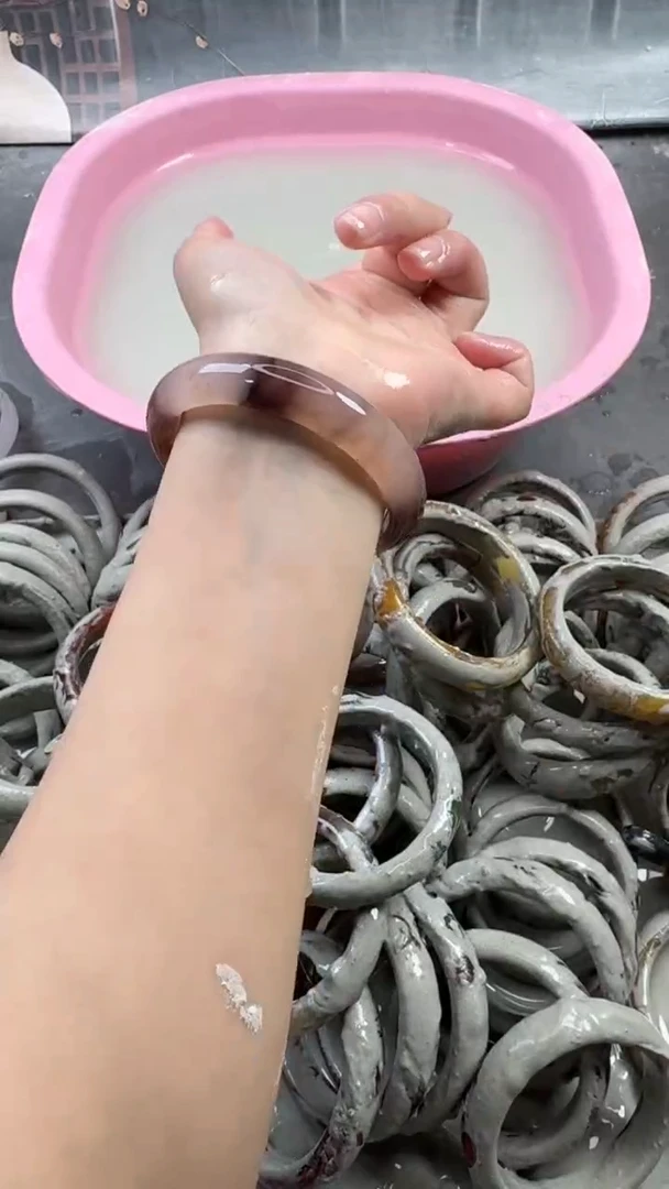 【闪购商品】石英质玉手镯未镶嵌101 6263