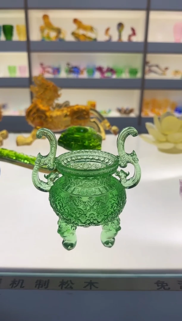 手工艺品琉璃官帽香炉