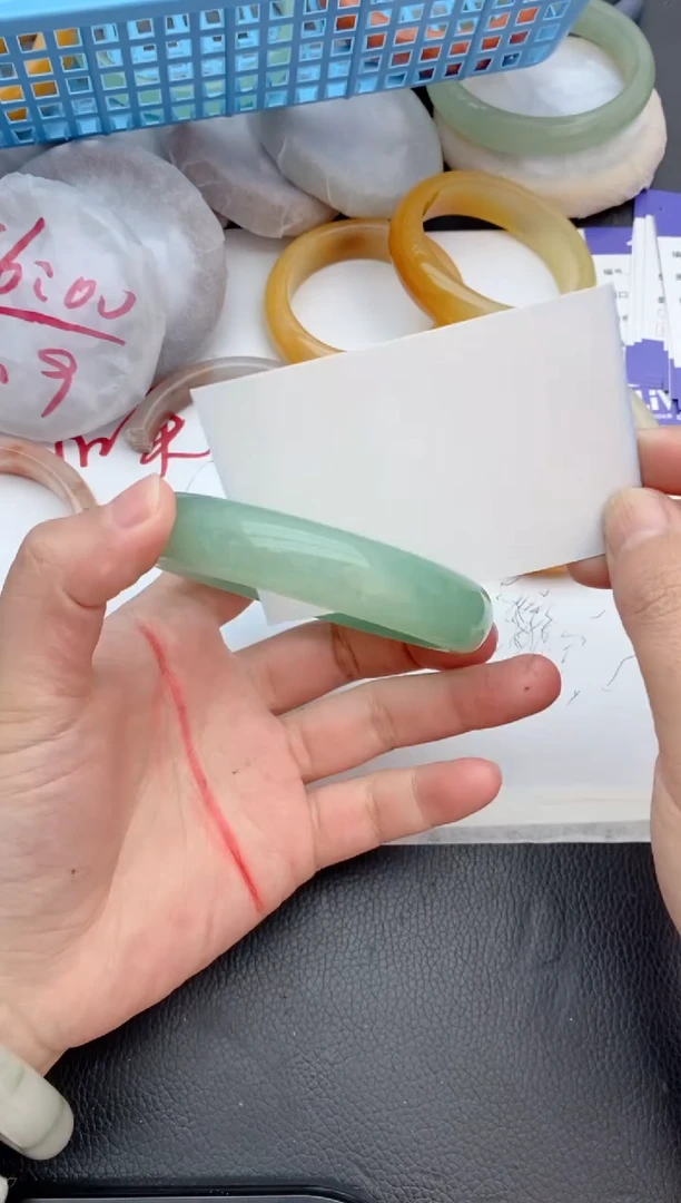【闪购商品】石英质玉未镶嵌手镯242+62/63