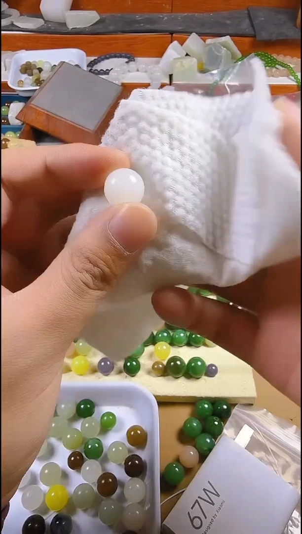 未镶嵌手链和田玉卡14青海了白玉散珠