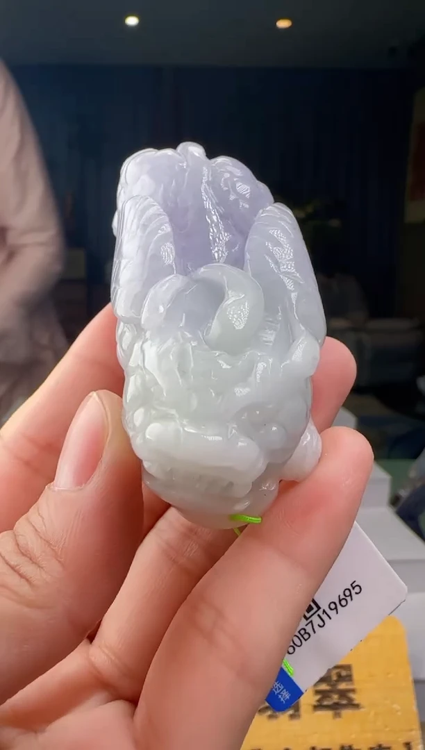 吊坠(赠链)未镶嵌翡翠HH@@60B7J19695