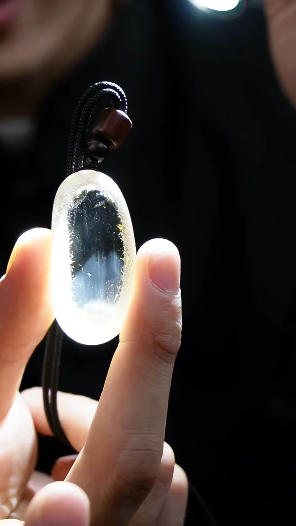 吊坠(赠链)未镶嵌水晶水晶