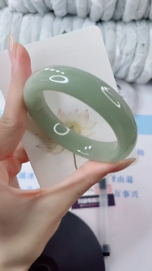 未镶嵌手镯石英质玉多样性发货L438