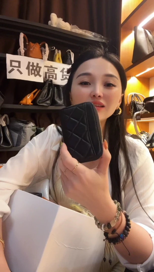 犏牛皮（革）珊瑚店清斜挎包真皮包时尚百搭包包