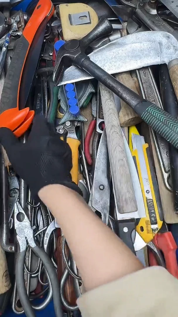 缺*鸟五金工具钳子剪子等85