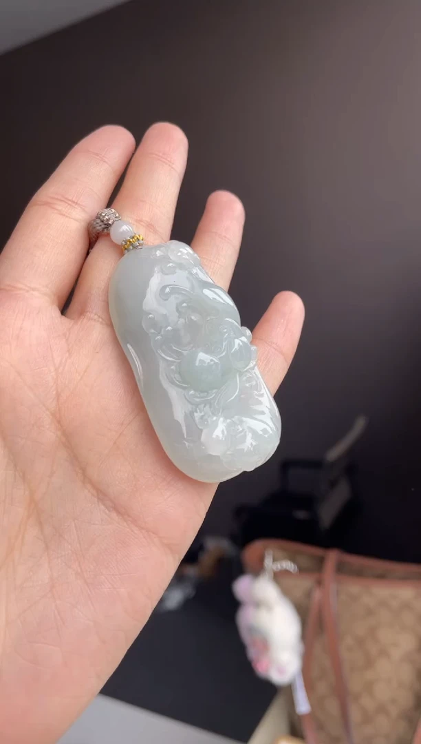 吊坠(不含链)未镶嵌翡翠天然缅甸A货翡翠