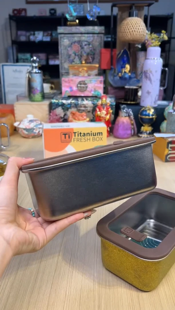 93态极纯钛保鲜盒-银色