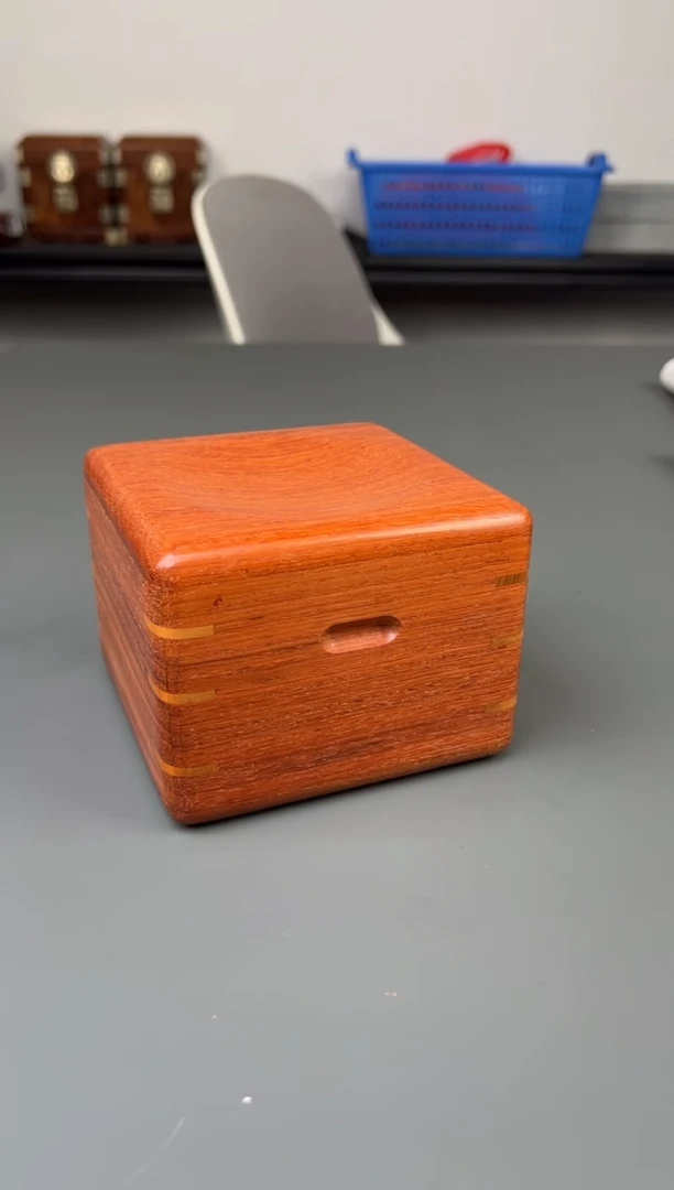 大果紫檀（缅甸花梨）把件缅甸花梨盒子