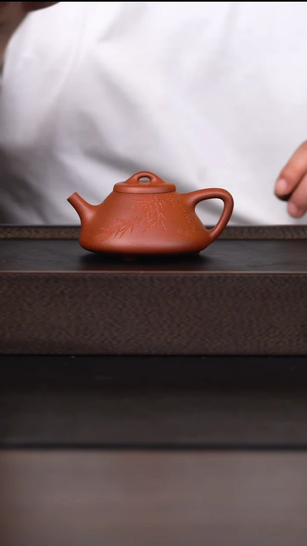 茶壶紫砂红皮龙子冶竹里听秋声音