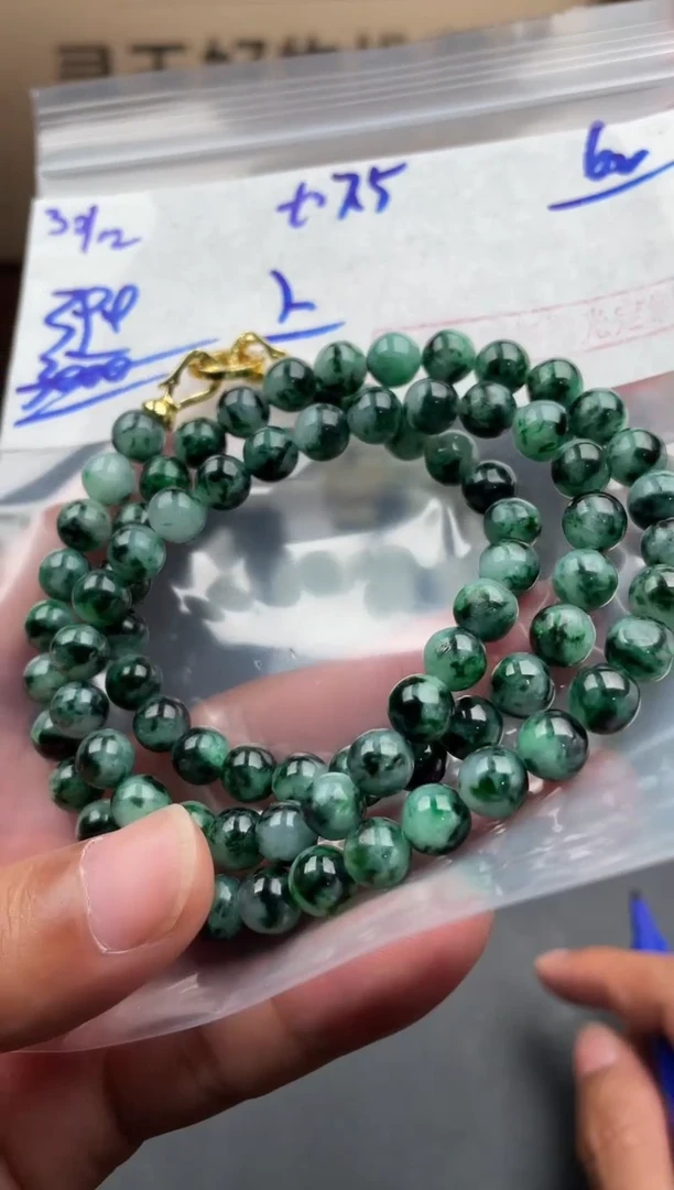 未镶嵌定制翡翠翡翠毛货抛光多样性发货拍一发一