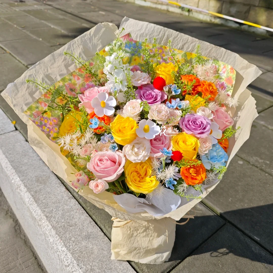 夏日气泡【6朵黄玫瑰4朵粉玫瑰2朵紫玫瑰混搭多巴胺花束】节日生日送爱人闺蜜恋人朋友同城配送小时达
