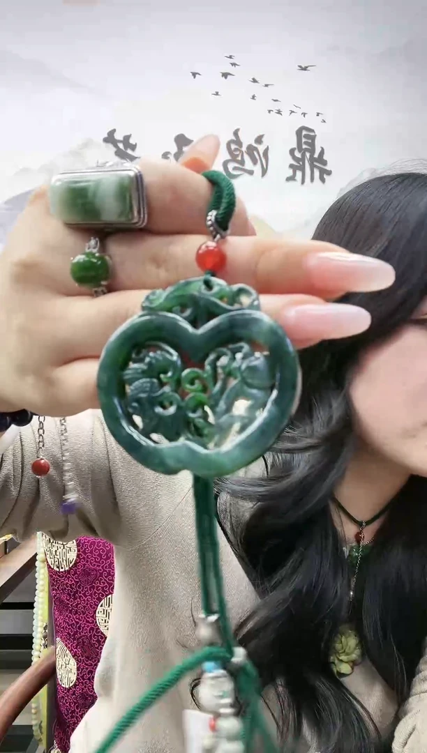 颈饰未镶嵌和田玉苹果