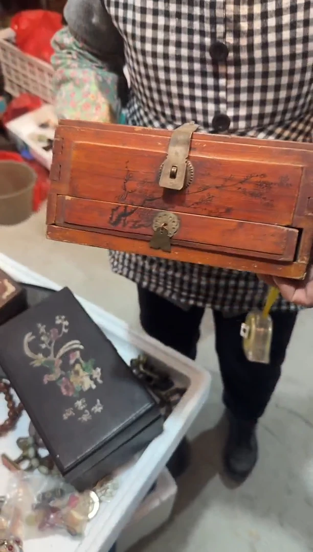 茶盏大*阔直播闪购改价链接