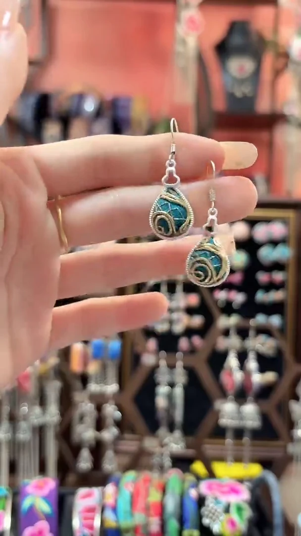 织绣 云织谣民族风精美饰品   340