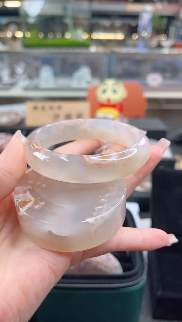 未镶嵌手镯石英质玉63圈口（赠品镯心）6009435