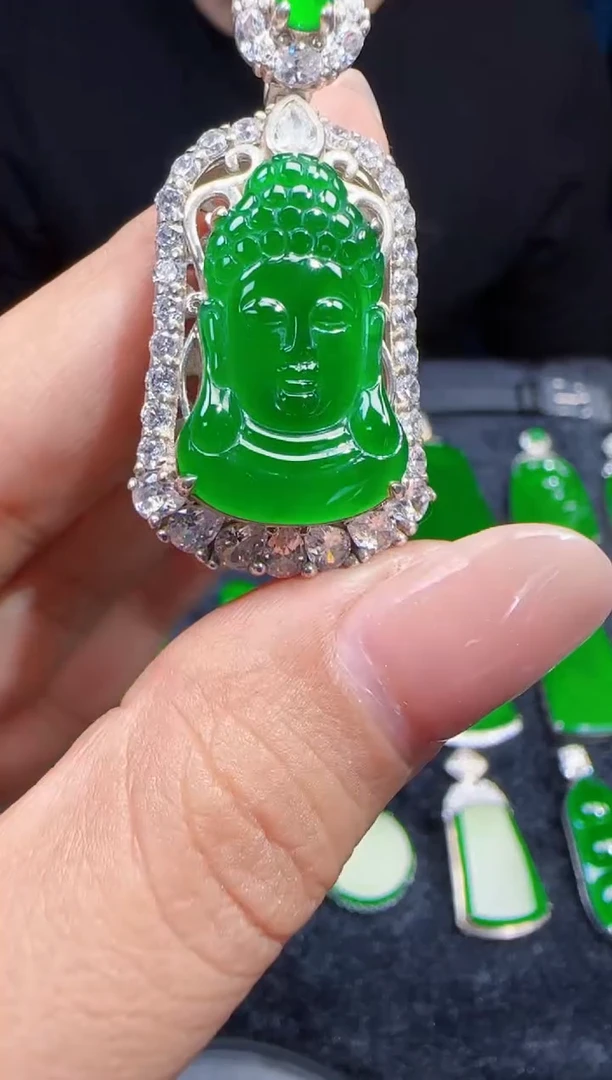 未镶嵌定制翡翠翡翠吊坠108