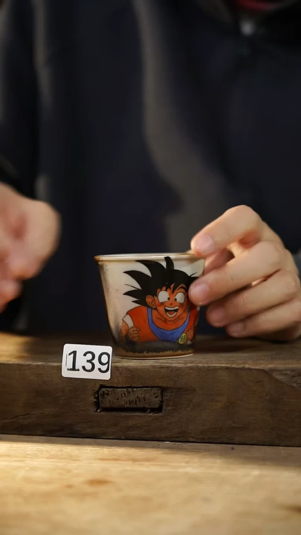 瓷片设计师手作！！！落单设计师系列！！！！手握杯