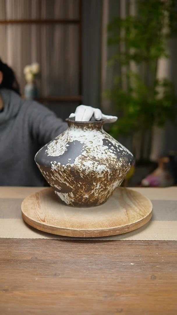 【闪购商品】陶瓷花器诧寂黑飞碟