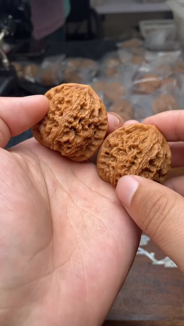 【闪购商品】文玩核桃把件A26号41尺水龙纹