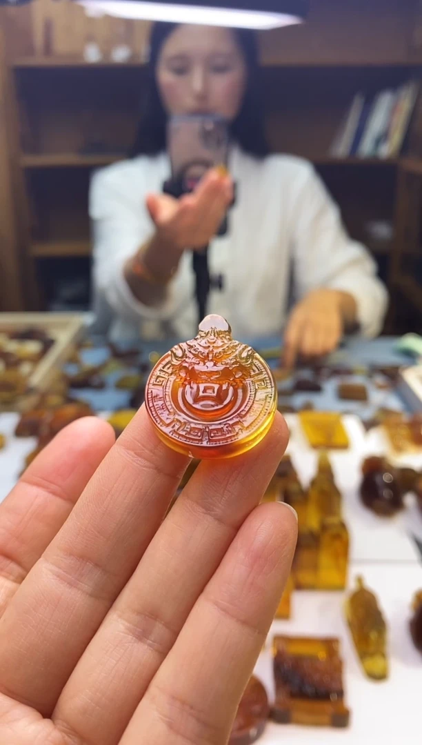 琥珀颈饰未镶嵌SN74-17（吞金兽）