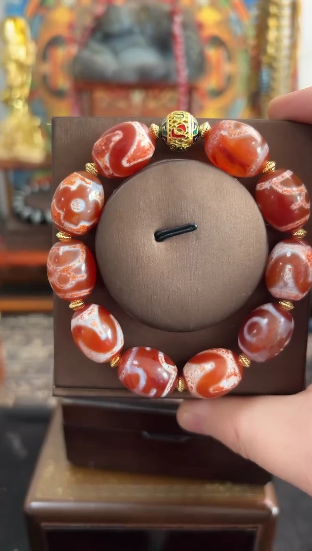 玛瑙/玉髓手串未镶嵌1