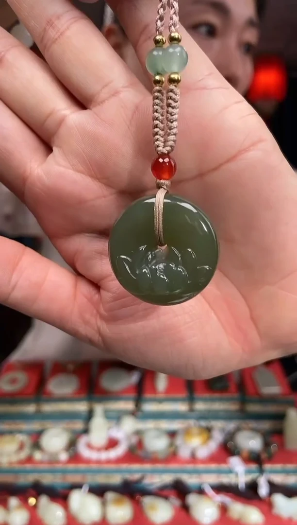 和田玉未镶嵌挂件平安扣