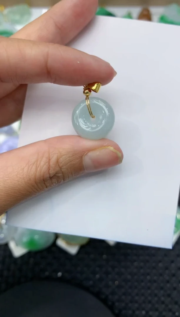 【闪购商品】翡翠颈饰合金111111111111