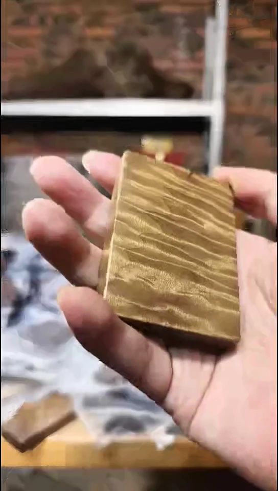 金丝楠无事牌手把件