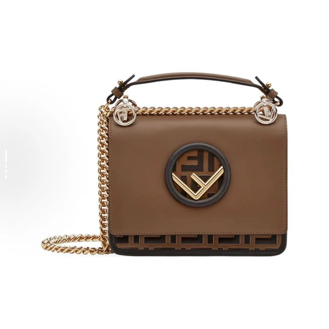 99新 FENDI/芬迪 思斯专属 芬迪棕色斜挎包 THRX283