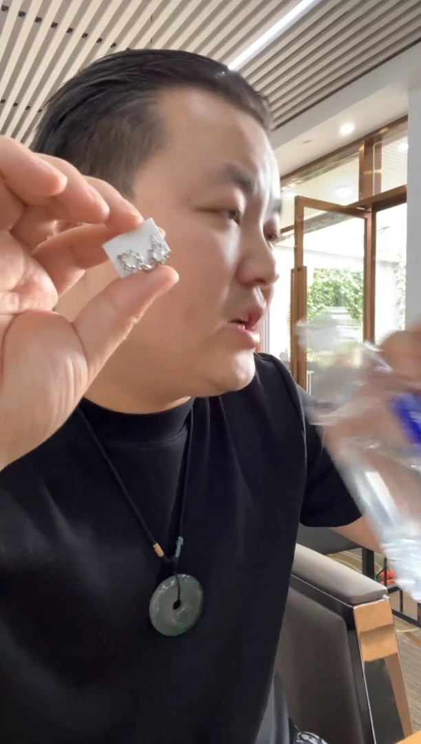 翡翠银S925镶嵌耳饰耳钉