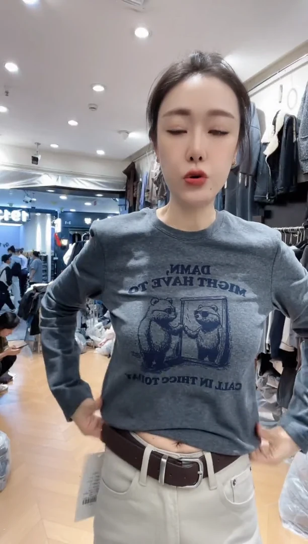 小熊灰色打底衫女
