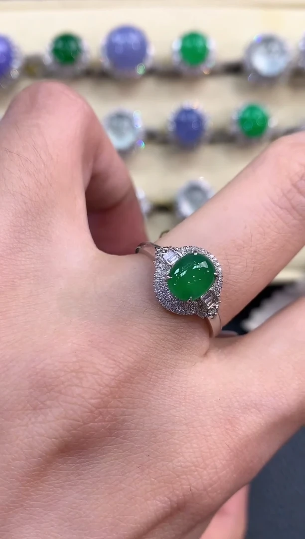 【闪购商品】翡翠戒指18K金镶嵌B32  