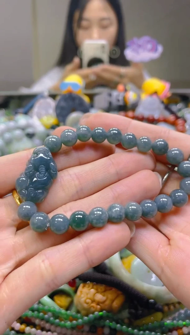 翡翠未镶嵌颈饰8MM/B/翡翠A货，一件也是批发价