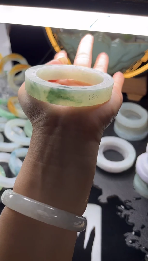 未镶嵌正圈定制翡翠正圈