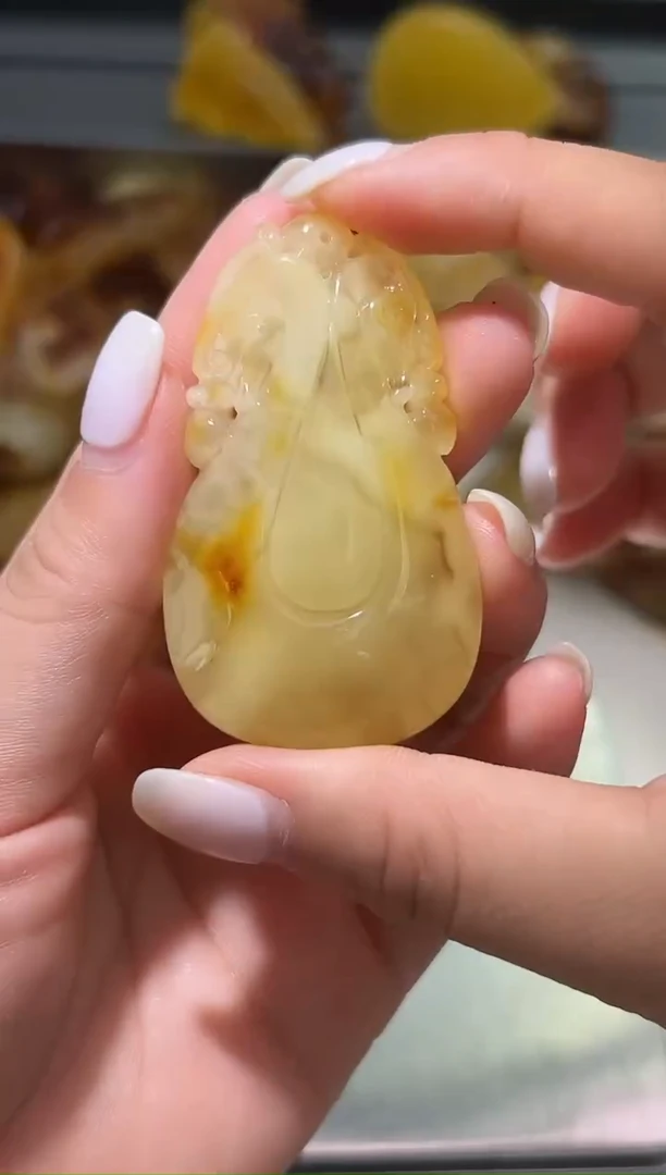 裸石琥珀未镶嵌琥珀蜜蜡吊坠